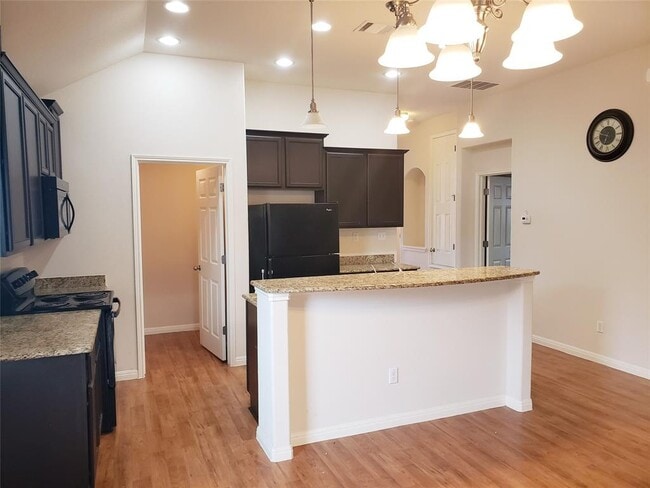 Photo - 13009 Ring Dr