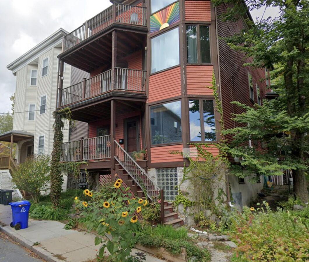 Photo - 53 Lawn St Unit 2