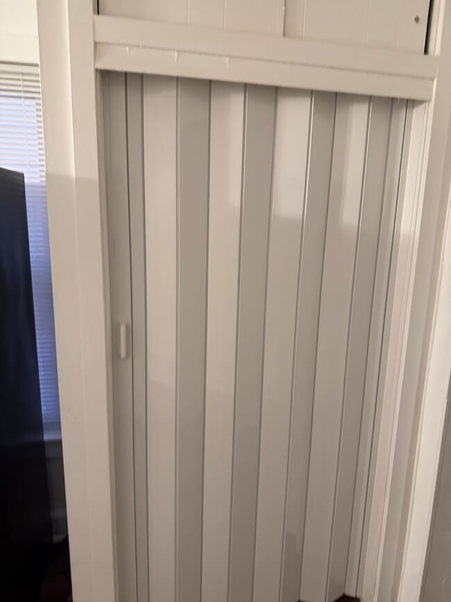 Photo - 526 S 14 1/2 St