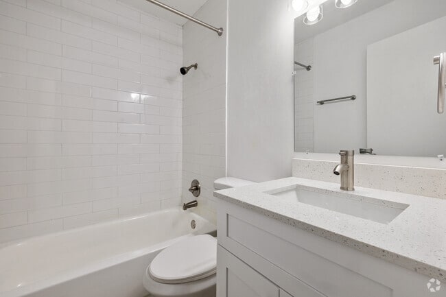 2BR, 1BA - 825SF - Remodeled - Bathroom