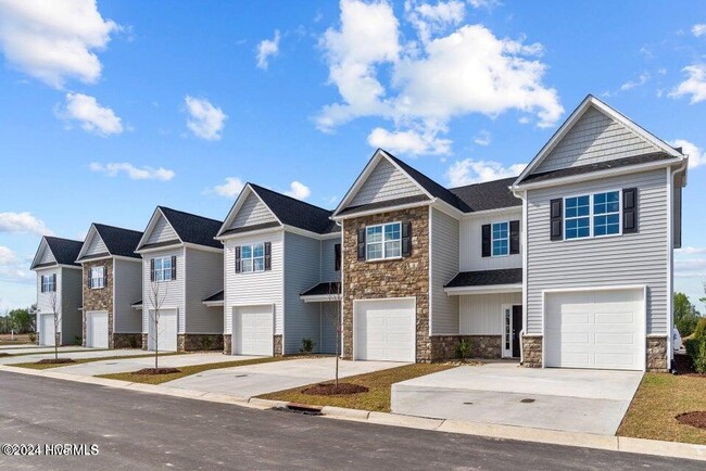 Photo - 2005 Newbury Wy Townhome