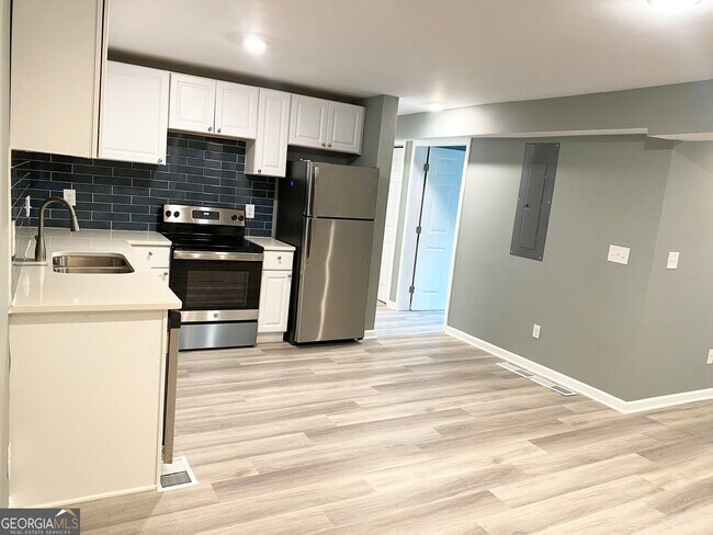 Photo - 1891 Tremont Dr NW Unit #3