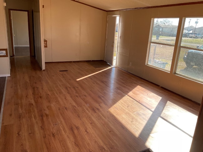 Photo - 216 Troy View Dr