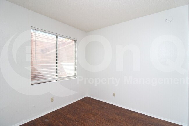 Photo - 2875 W Highland St