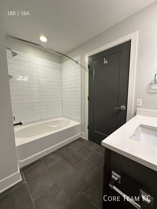 Photo - 106 W 14th St Unit 1505