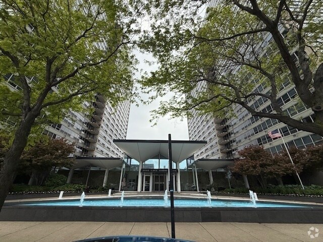 Building Photo - 3550 N Lake Shore Dr Unit 2514 Rental