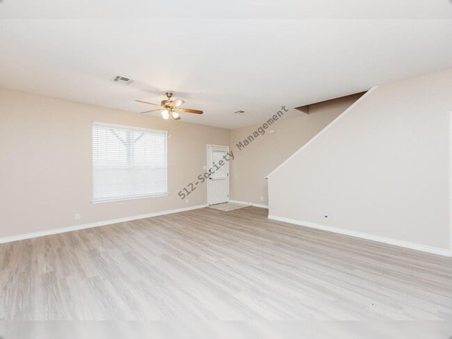 Photo - 212 Sandstone Dr Unidad Apt G