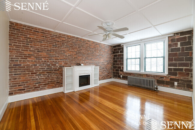 Building Photo - 300 Spring Street Extension Unit 4 Rental