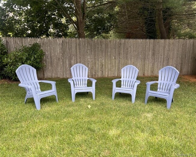 Photo - 49 Fanning Ave