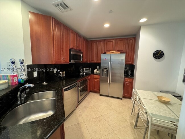 Photo - 16100 Emerald Estates Dr Unit 278