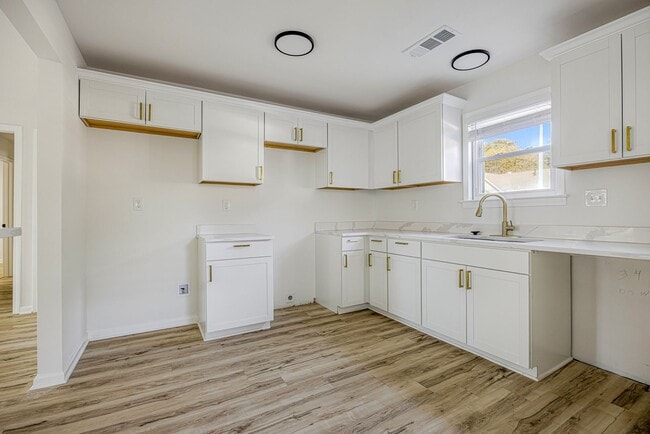 Photo - 3869 Cedar Path Dr