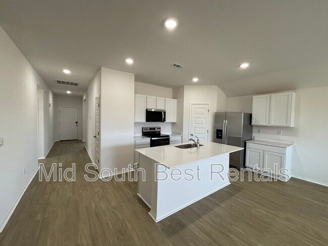 Photo - 6416 Newark Dr