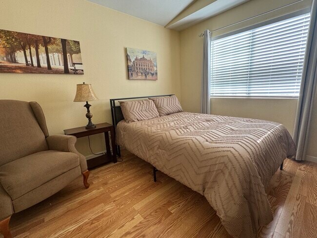 Photo - 2537 Knightbridge Dr