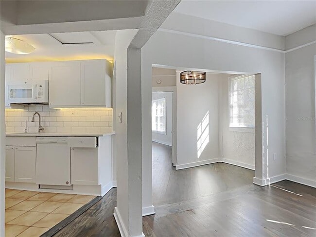 Photo - 2305 W Texas Ave Unit 1