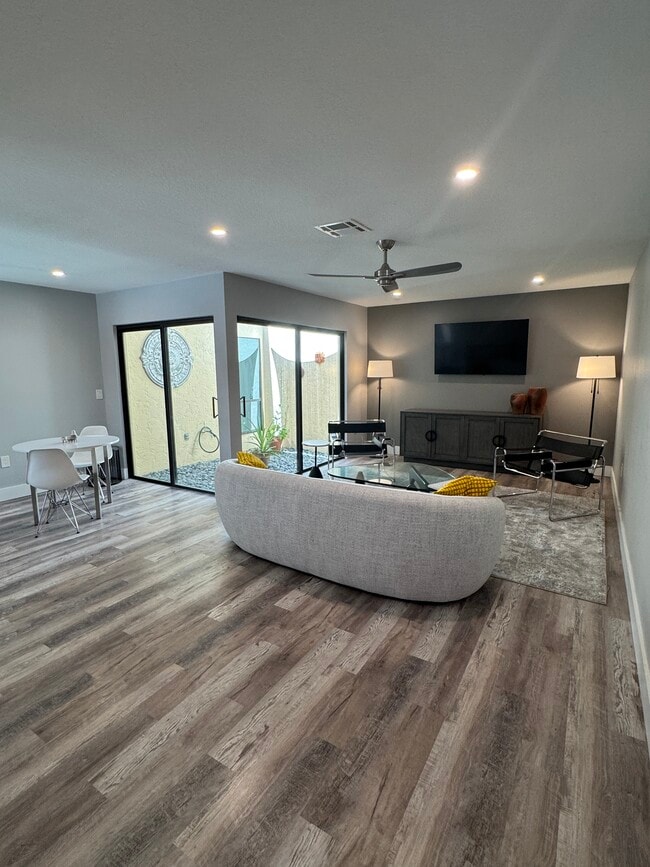 Photo - 3955 Glen Oaks Manor Dr
