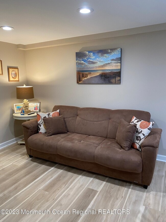 Photo - 703 SW Central Ave Unidad 105