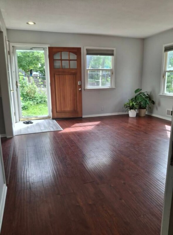 Photo - 869 Arkwright St N Unit 1