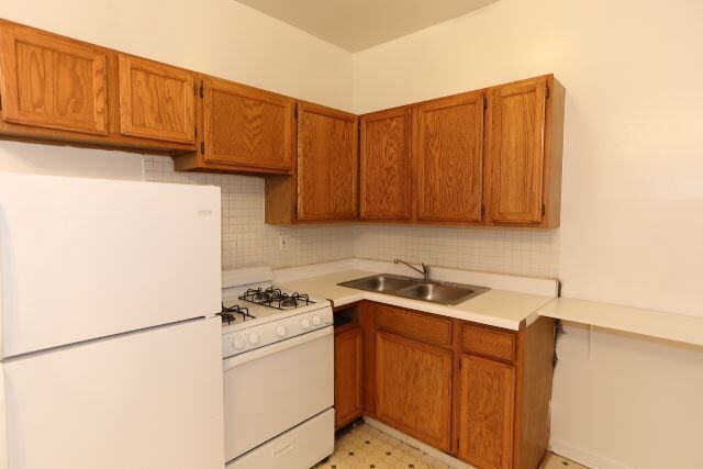 Photo - 3830.5 N Fremont St Unit W4