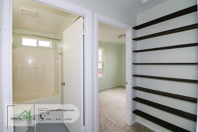 Photo - 6530 Dale Ln