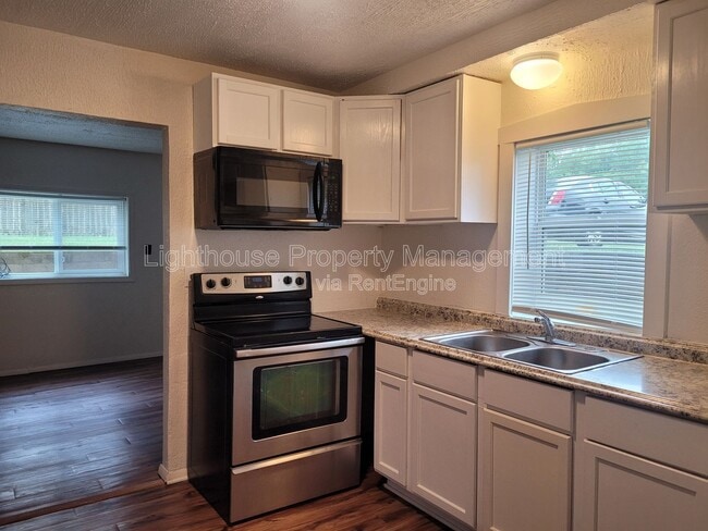 Photo - 2716 Nichols Rd Unit 3