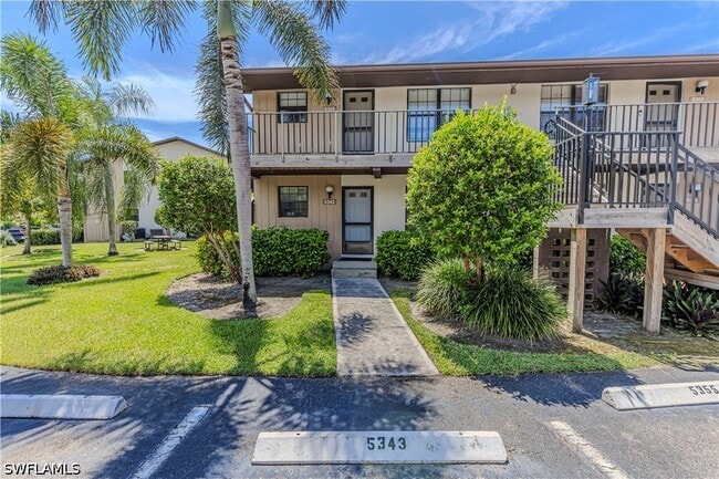 Building Photo - 5343 Treetops Dr Unit S101