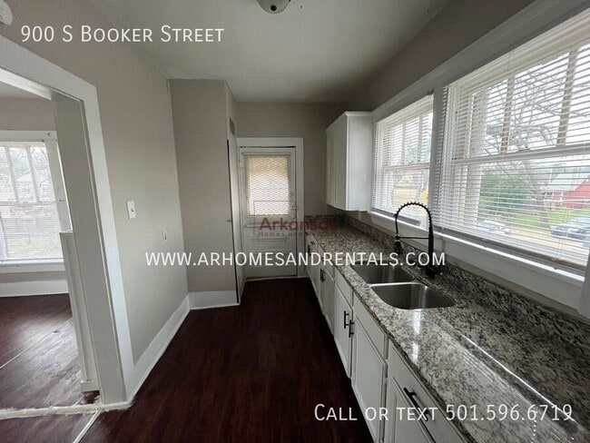 Photo - 900 S Booker St