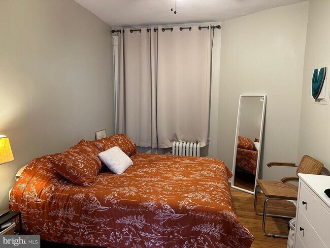 Photo - 1618 S St NW Unit 2