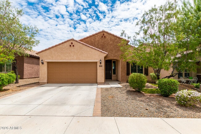Photo - 1019 W Spur Dr