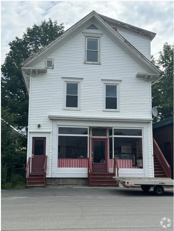 Building Photo - 9 Commercial St Unit #3 Rental