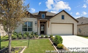 Photo - 138 Red Oak Casa