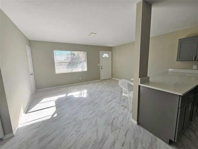 Photo - 1621 17th St E