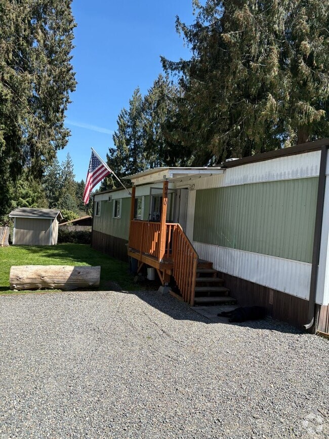 Building Photo - Bonney Lake Remodeled Manufactured Home!