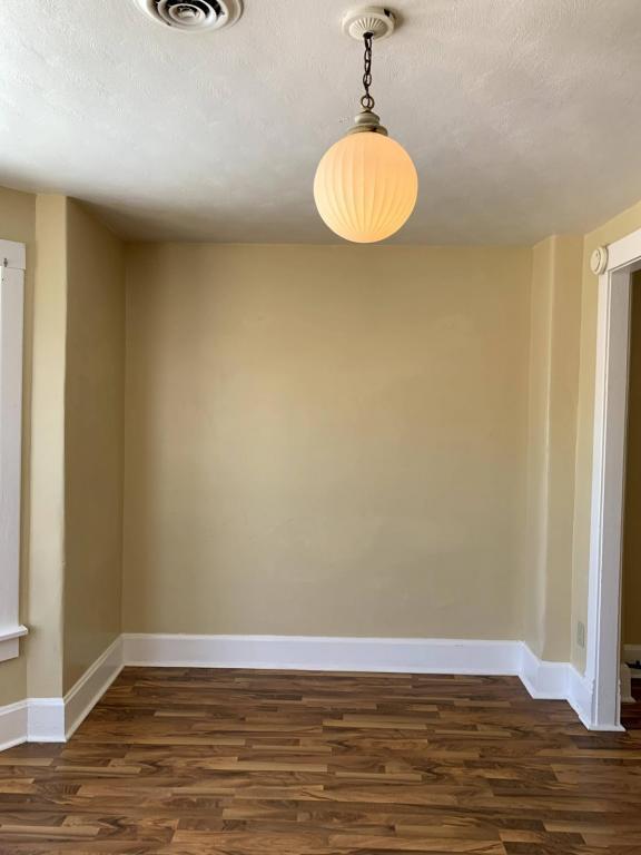 Photo - 204 1/2 Cedar St