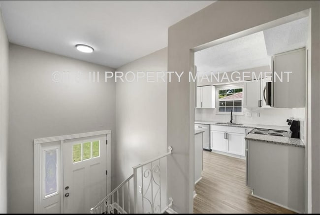 Photo - 9406 W 83rd St