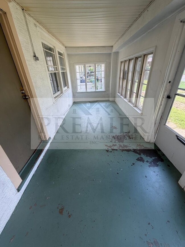 Photo - 5607 Virginia Ave