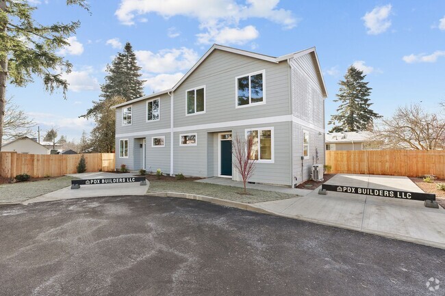 Building Photo - New Build 3 Bed, 1.5 Bath Rental Home in C...