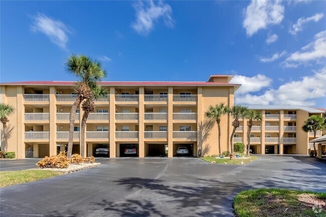 Building Photo - 1125 Pinellas Bayway S Unit 304 Rental