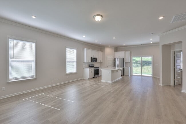 Photo - 1401 Autumn Leaf Ln