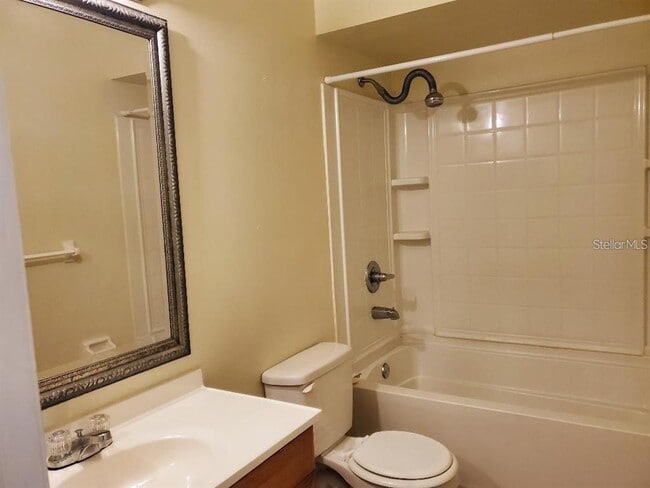 Photo - 734 Shakespeare Dr