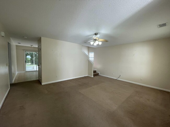 Photo - 233 Timber Wind Dr