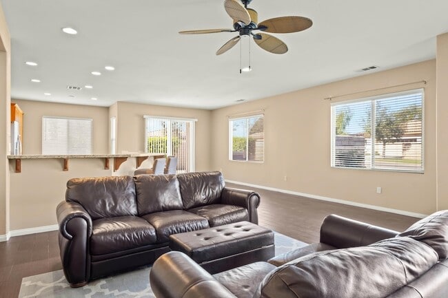 82013 Cochran Dr