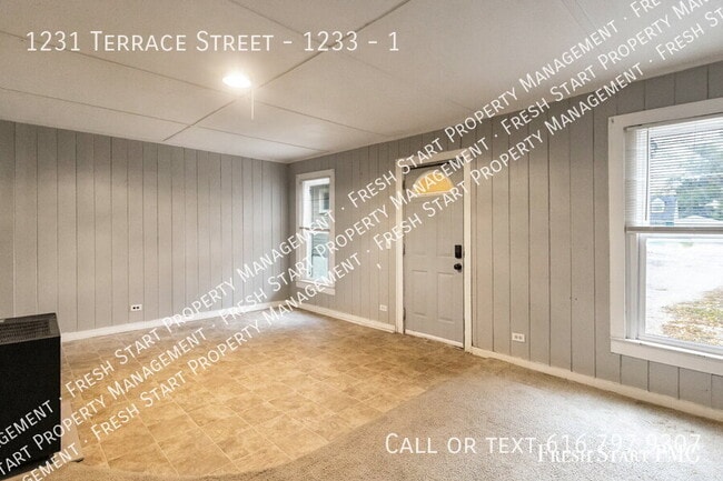 Building Photo - 1231 Terrace St Unit 1