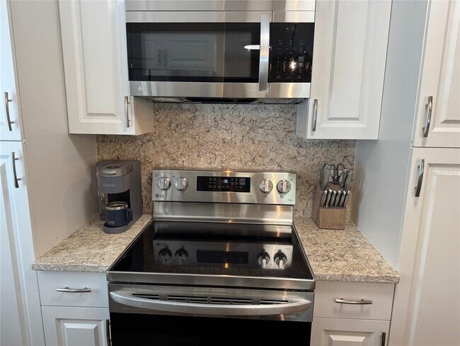 Photo - 1009 Sumner Blvd