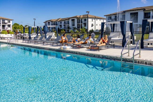 The Orchard - Resort Style Pool - Portofino Vineyards