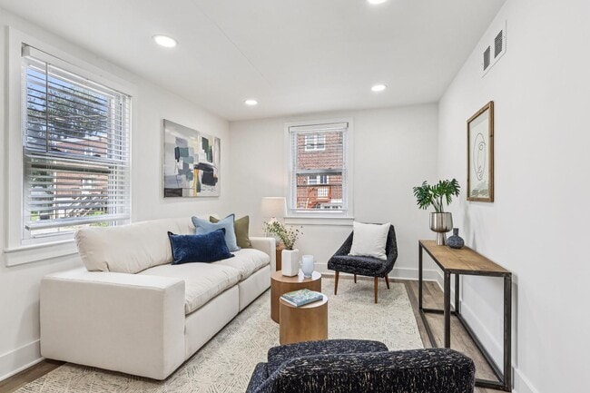 Photo - 2325 Haverford Rd