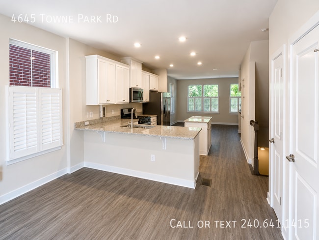 Photo - 4645 Towne Park Rd