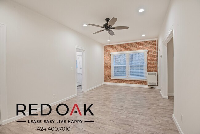 Photo - 1057 S Western Ave Unit 103