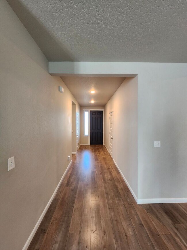 8317 Ballard Lp