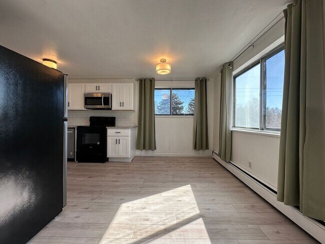 Photo - 875 S Quebec St Unit Apt 18