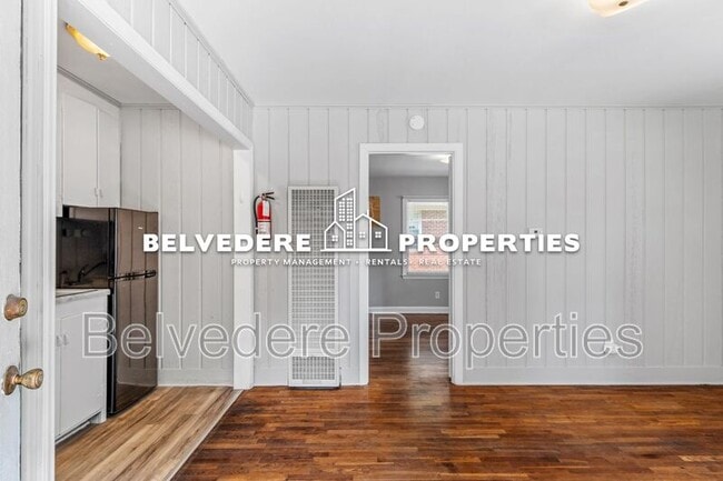 Photo - 217 McIver St Unidad E